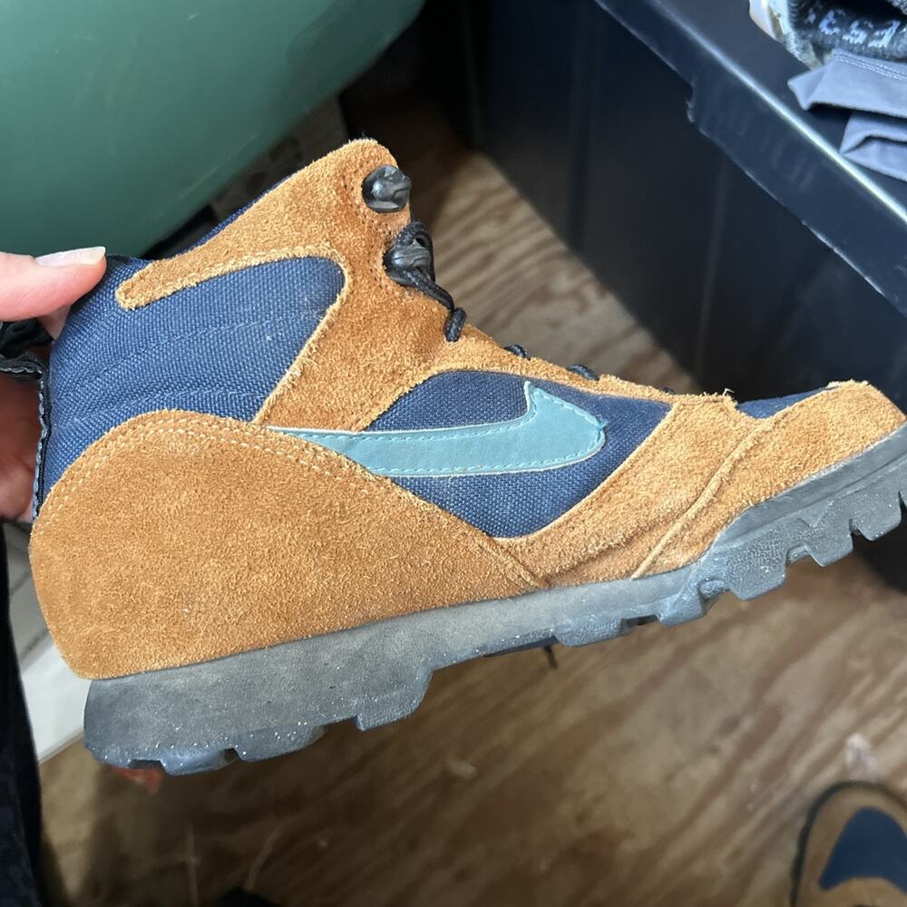 VTG 90s Nike ACG Mid Hiking Boot Burnt Sienna Navy Blue Tag Sz 7 Best Fit 6/6.5 - Picture 10 of 13
